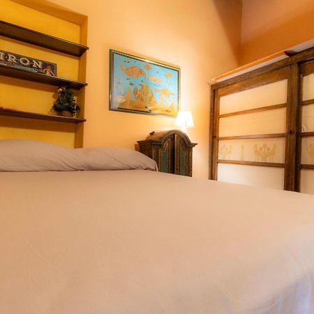 Laribiancos Cagliari Centro Storico Apartment Luaran gambar