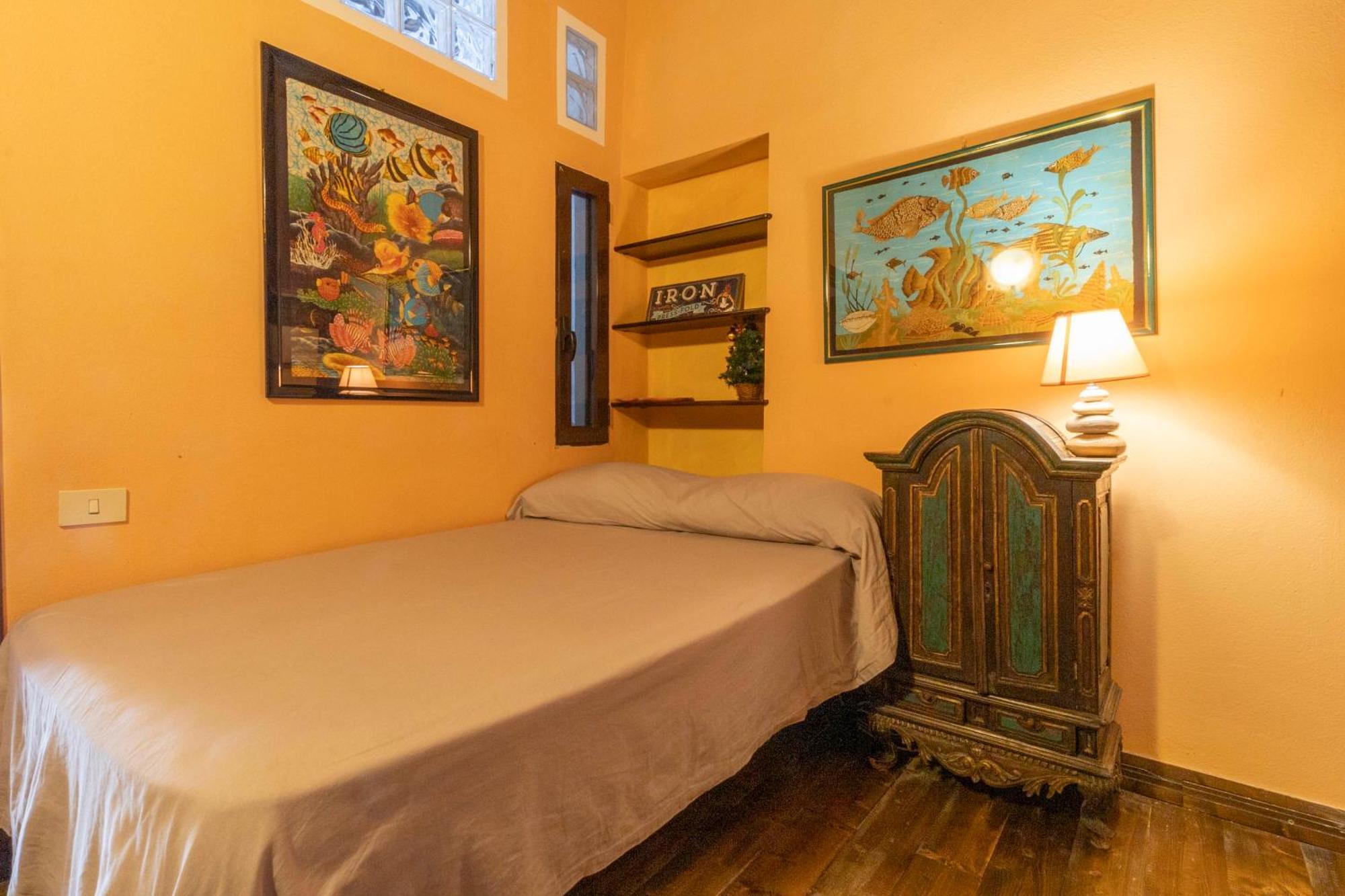 Laribiancos Cagliari Centro Storico Apartment Luaran gambar